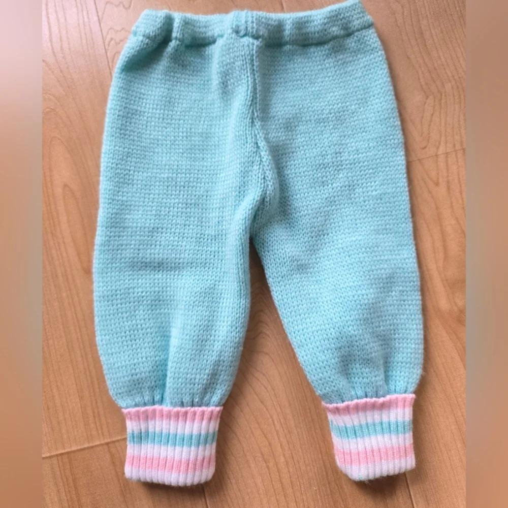 Vintage 1990s Childwise duck pastel teal/pink 2-piece sweater knit set
